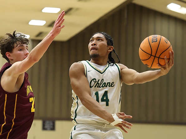 Men's Basketball Beats Hartnell College 93-66 on Veteran's Day